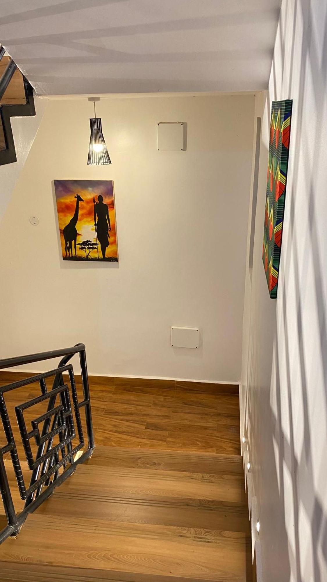 Hotel Nimaro Courts Entebbe Zewnętrze zdjęcie
